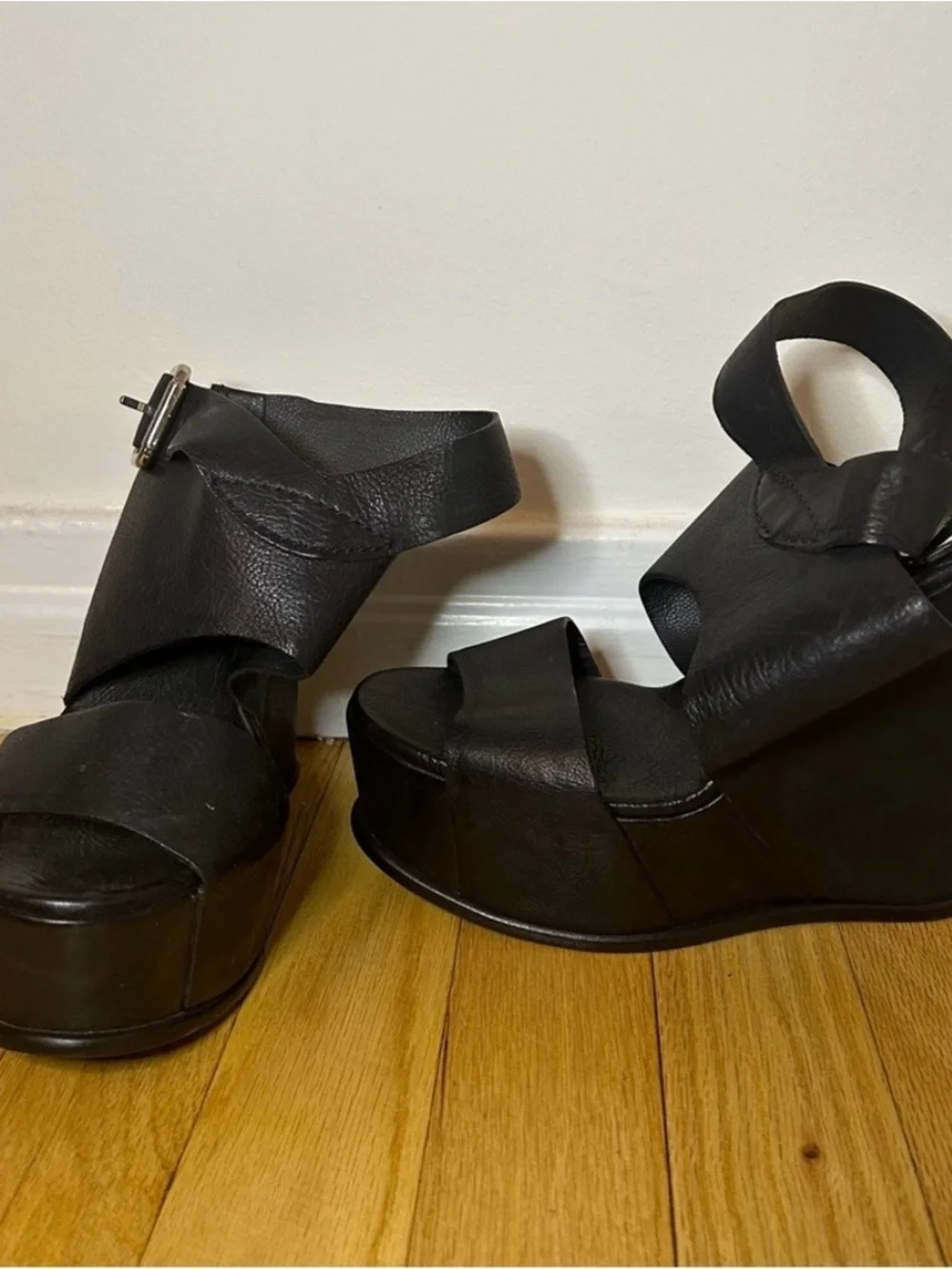 Vera Wang Lavender Label Black Leather Wedge Sandal